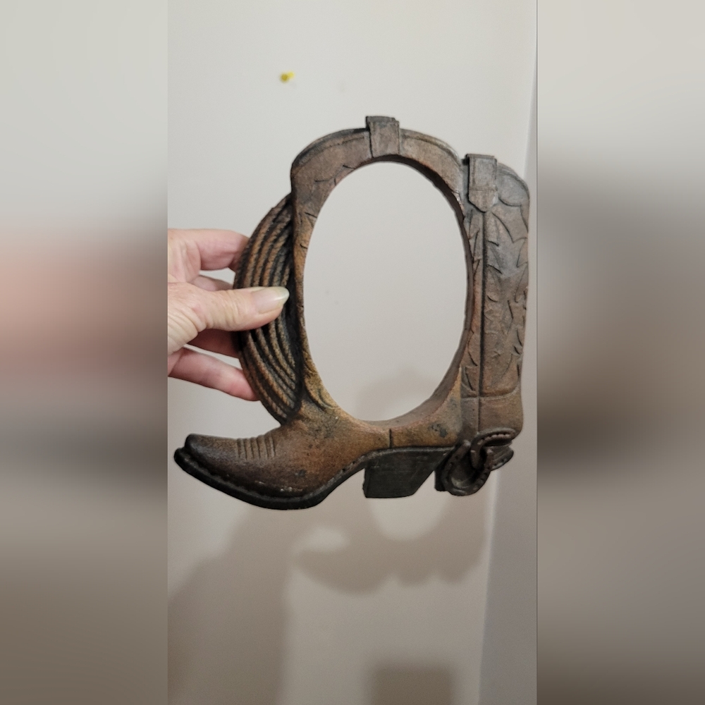 Rustic Western Boot Wall Decor - Picture 2 of 5